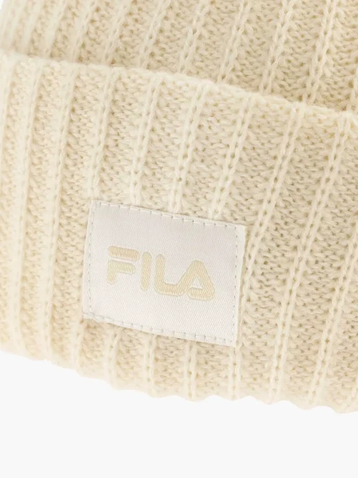 Beige Muts