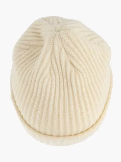Beige Muts