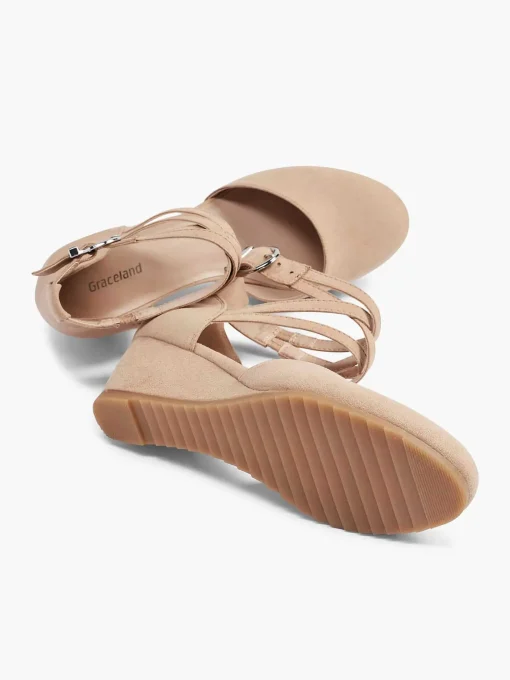Beige Pump Gesp