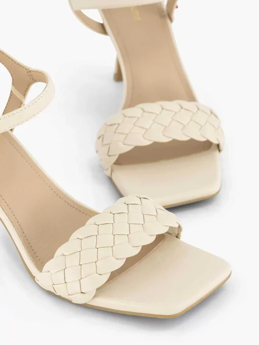 Beige Sandalette Gevochten