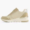 Beige Sneaker