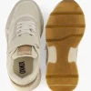 Beige Sneaker