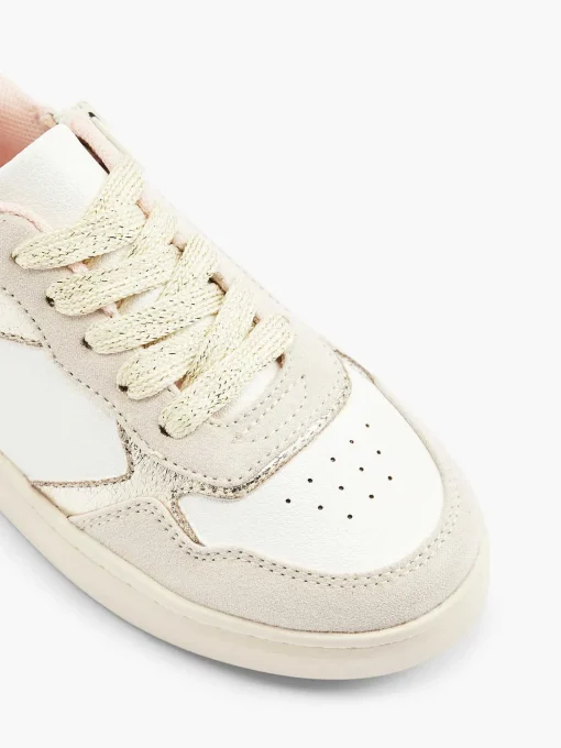 Beige Sneaker
