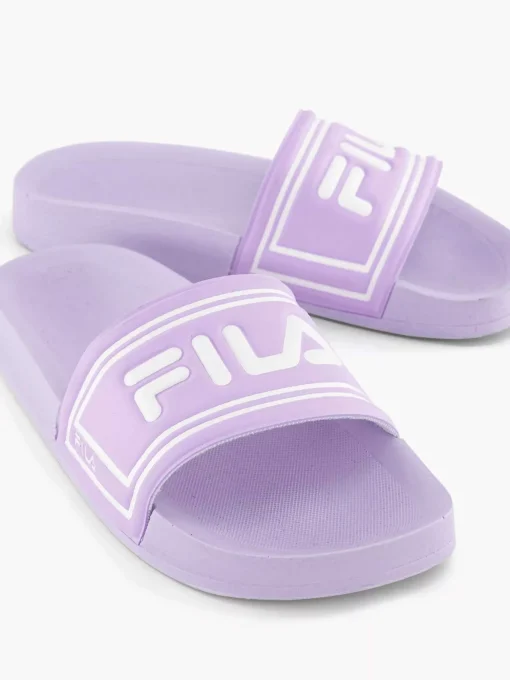 Lila Badslipper