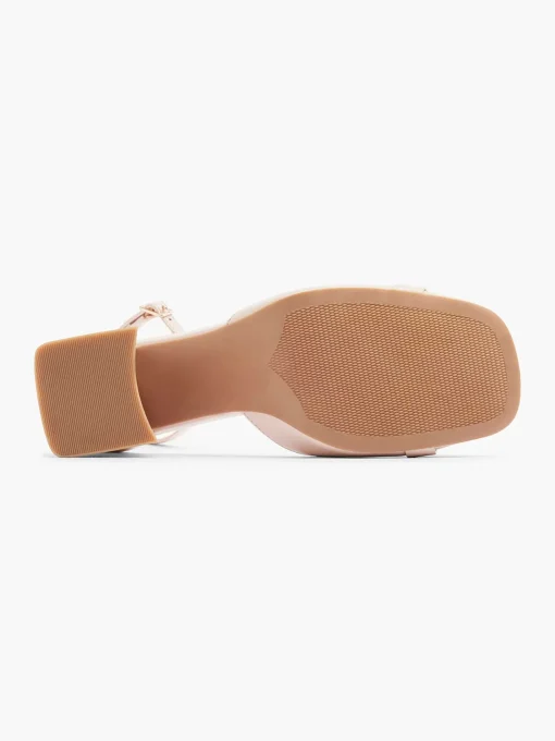 Nude Pumps