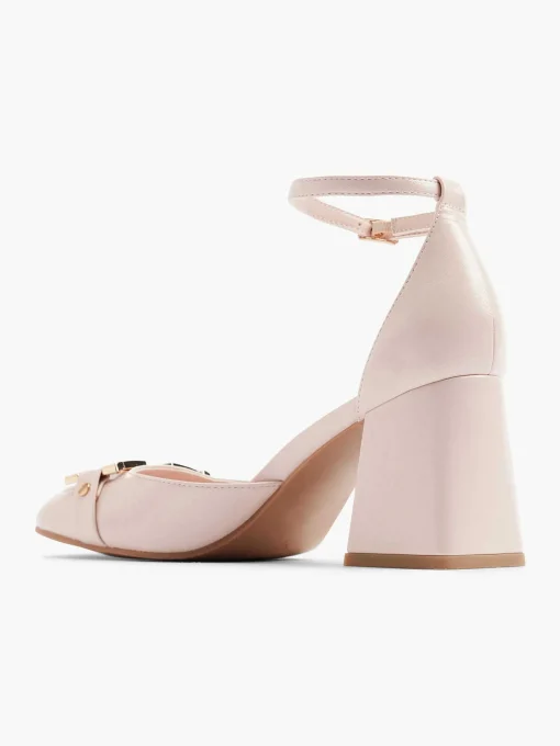 Nude Pumps