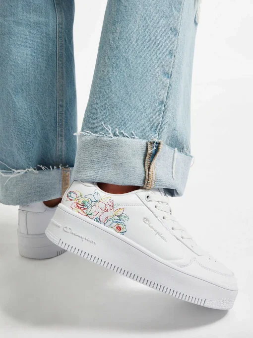 Witte Low Cut Shoe Rebound Platform