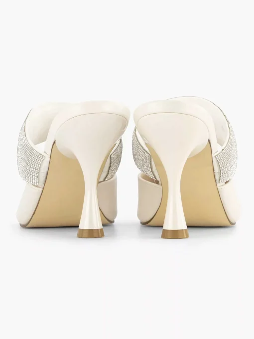 Witte Pump Steentjes