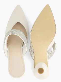Witte Pump Steentjes