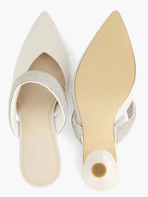 Witte Pump Steentjes