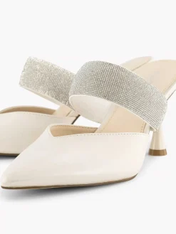 Witte Pump Steentjes