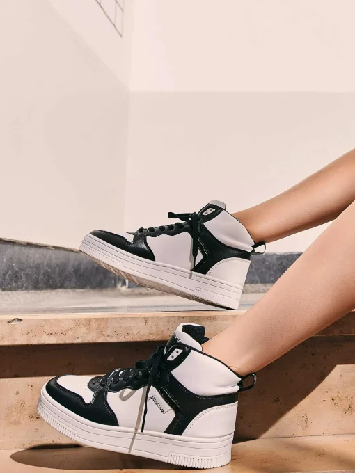 Zwart Witte Hoge Sneaker