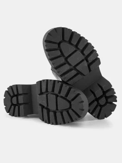 Zwarte Bikerboot