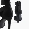 Zwarte Pump Elastiek