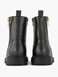 Zwarte Veterboot