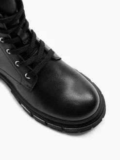 Zwarte Veterboot