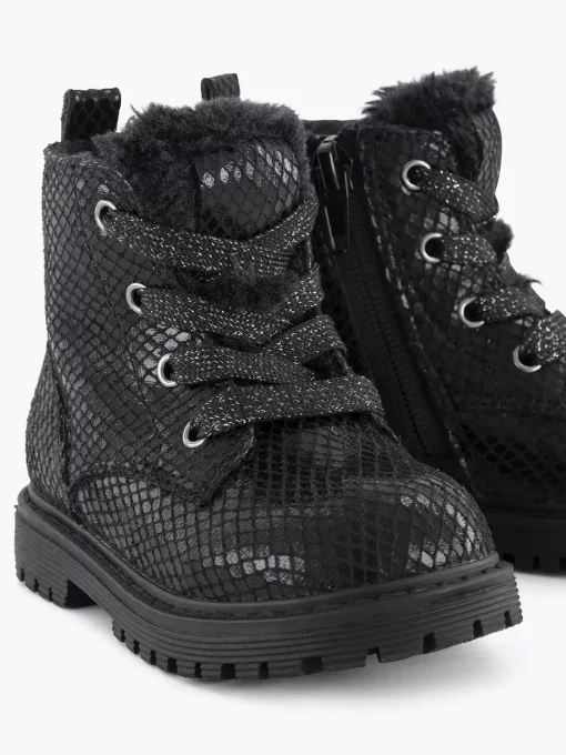 Zwarte Veterboot
