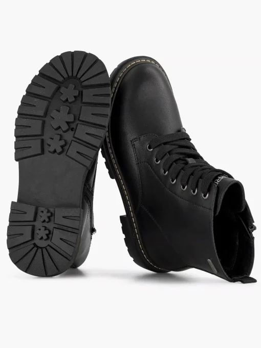 Zwarte Veterboot