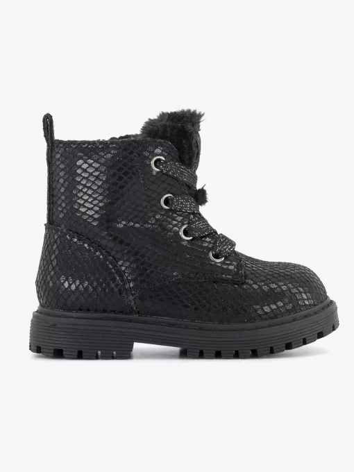 Zwarte Veterboot