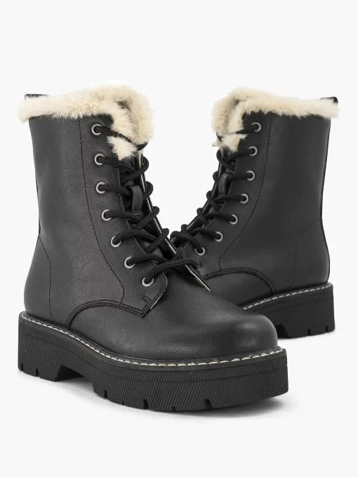 Zwarte Veterboot