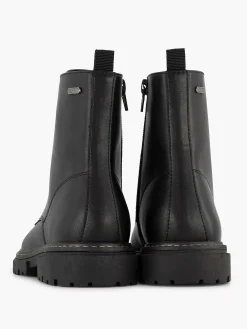 Zwarte Veterboot