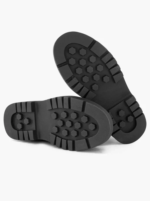 Zwarte Veterboot