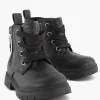 Zwarte Veterboot Sterretje